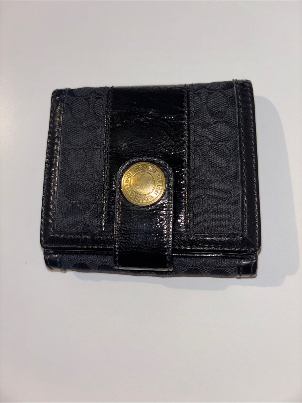 Coach Black Signature Jacquard & Patent Leather Compact Wallet Gold Hardware